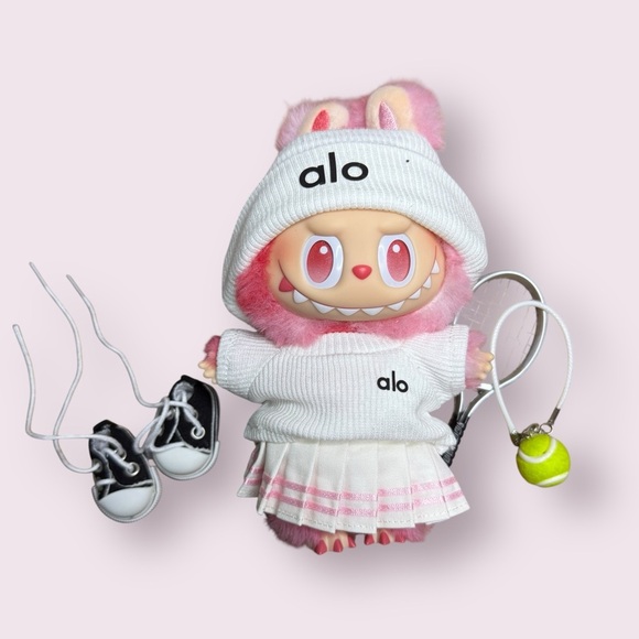 Labubu Alo Tennis Outfit – Black or White (Sold Separately) - Picture 1 of 12
